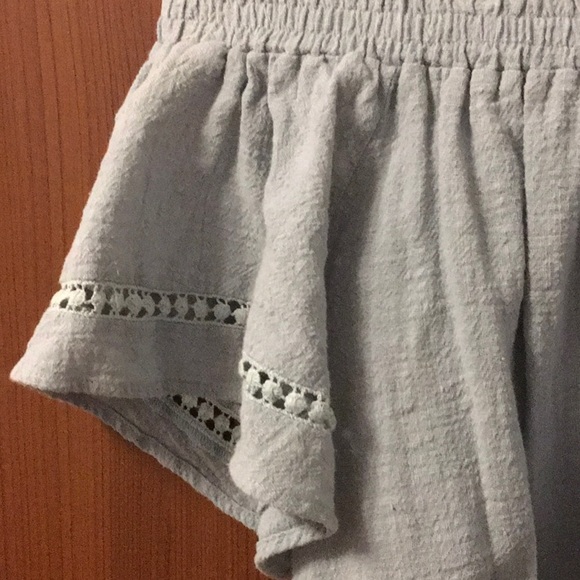 TCEC | over the shoulder blouse - Picture 2 of 2